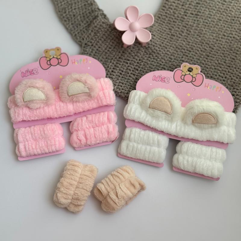 LOT DE 3 BANDEAUX EN PELUCHE EN FORME D'OREILLE D'OURS POUR FEMMES ET FILLES POUR SE LAVER LE VISAGE ET LE MAQUILLAGE